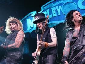 Motley Crue with Tesla and Extreme